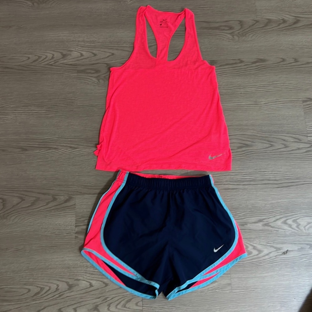 Nike Dri-FIT Women’s Navy/Pink Tank and Running Short Set Size Small